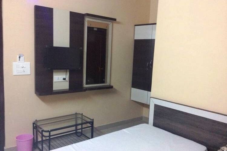 Hotel Golden Inn, Siliguri 4